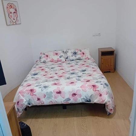 Alquilo Mini Departamento Apartment Sant Boi de Llobregat Luaran gambar