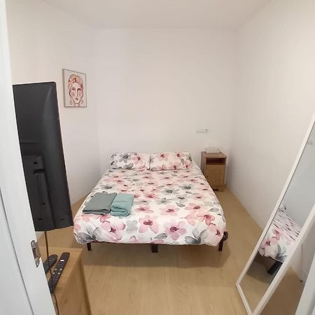 Alquilo Mini Departamento Apartment Sant Boi de Llobregat Luaran gambar